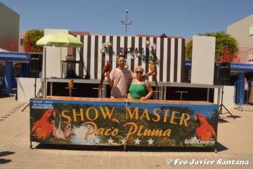 Espectáculo de aves exóticas de Paco Pluma en El Caracol (Foto Francisco Javier Santana)